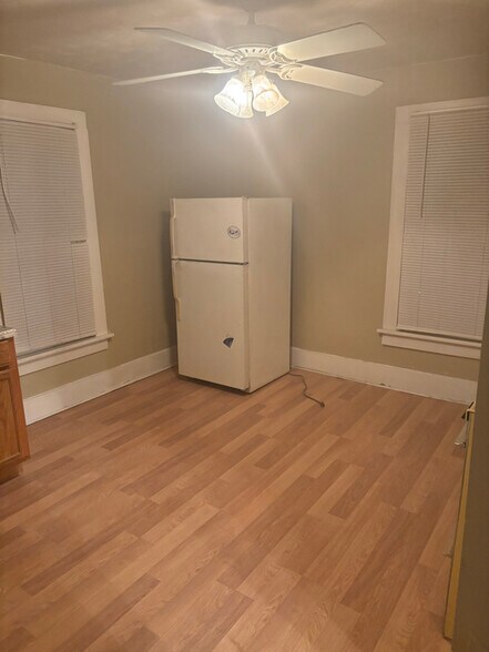 Building Photo - 1691 N Edward St