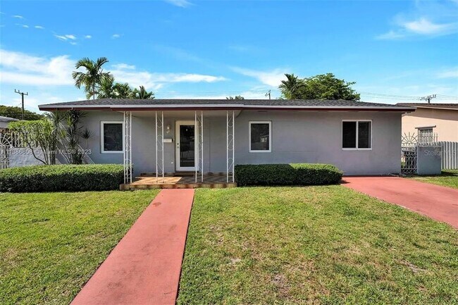 Building Photo - 437 Swan Ave