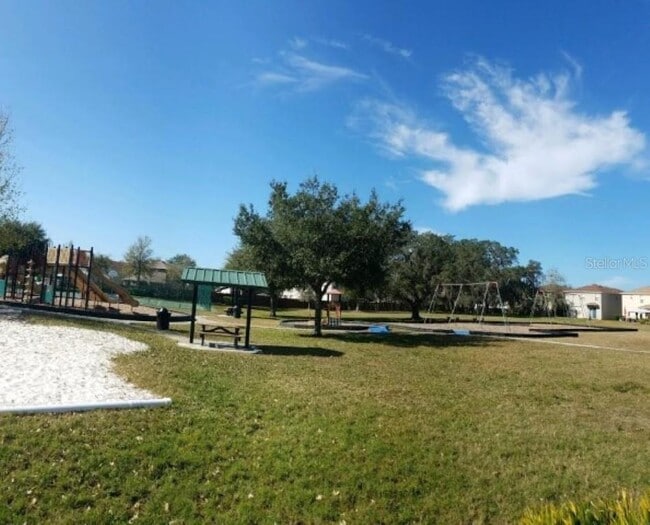 Building Photo - 2841 Girvan Dr