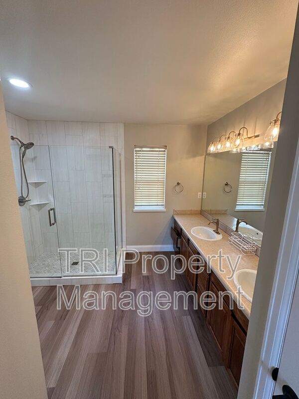 Building Photo - 3037 Antelope Rd