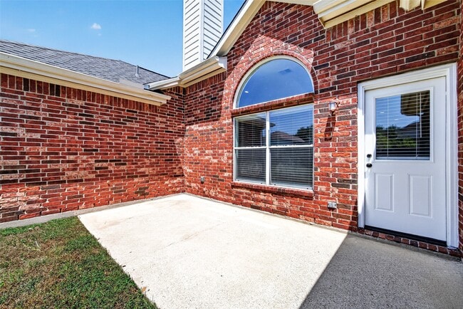 Building Photo - 16719 Bishop Knoll Ln