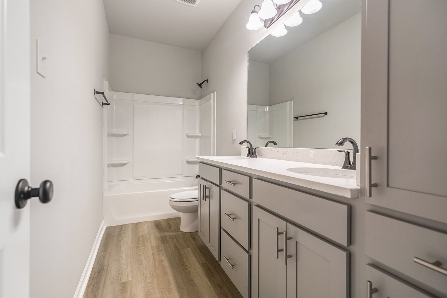 Building Photo - 5615 Stuga Dr