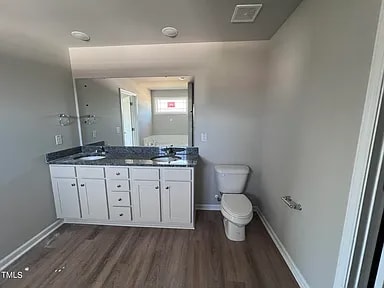 Building Photo - 218 Lotus Ave