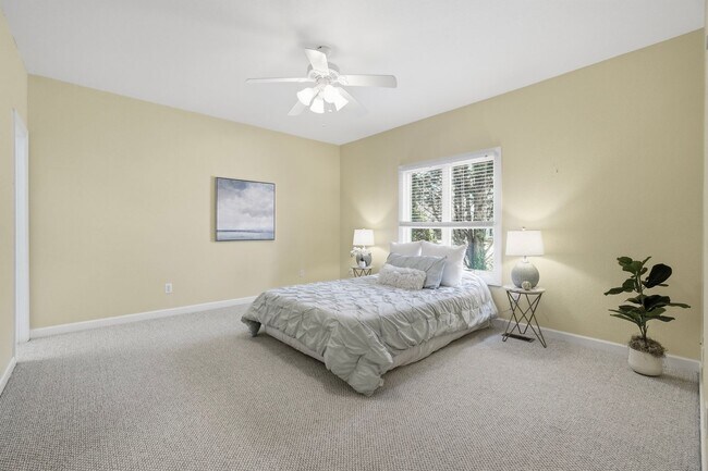 Building Photo - Ready NOW in The Reserve at Great Neck, Top-Rated Schools, Pet Friendly