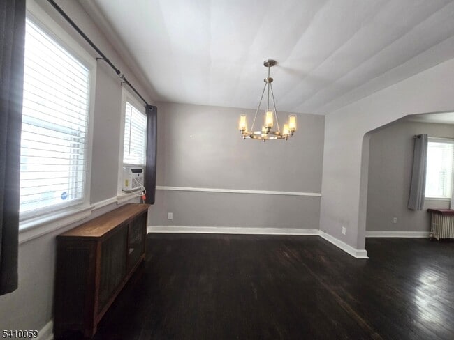 Building Photo - 48 Freeman Pl