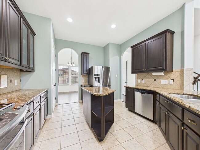 Building Photo - Sendero Springs