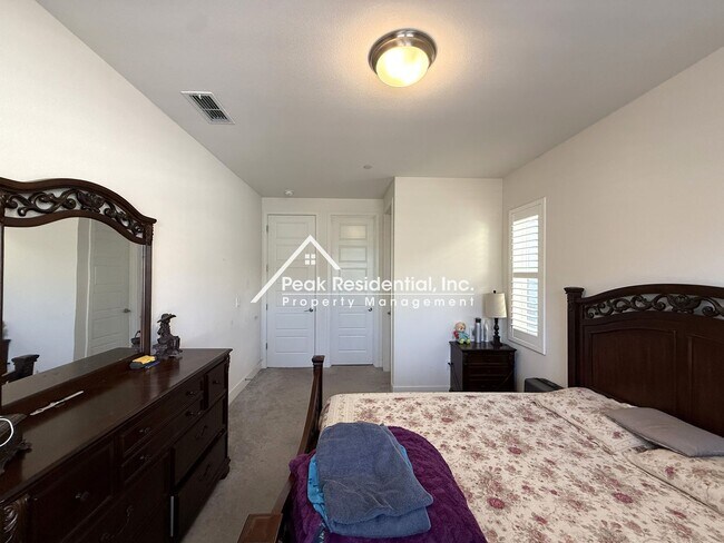 Building Photo - 3535 Heron Ct
