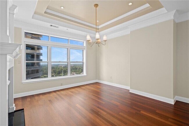 Building Photo - 3334 Peachtree Rd NE