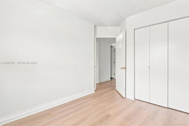 Building Photo - 17561 SW 140th Ct
