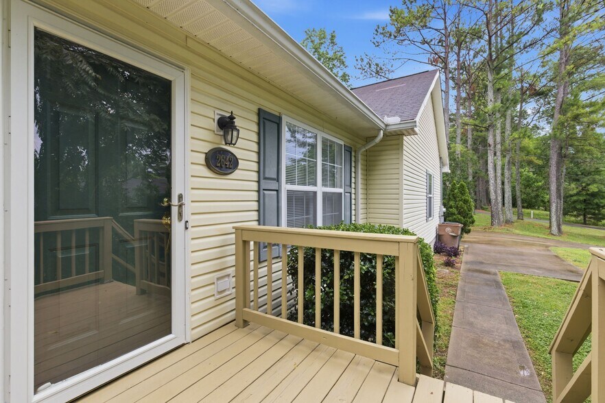Building Photo - 2642 Hibbitts Rd