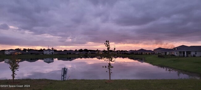 Building Photo - 1253 Dunes Ave