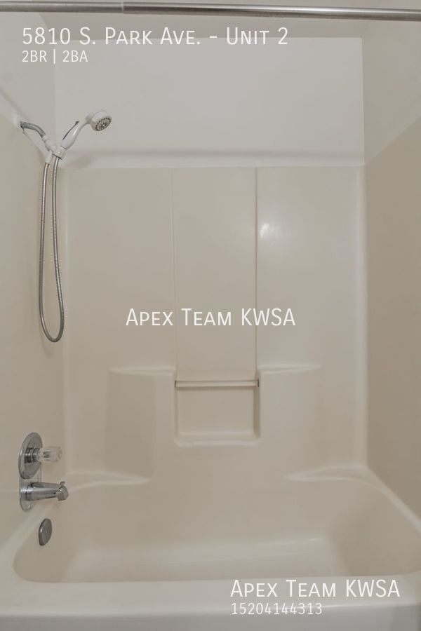 Building Photo - 5810 S Park Ave