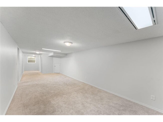Building Photo - 3503 Bryant Ave