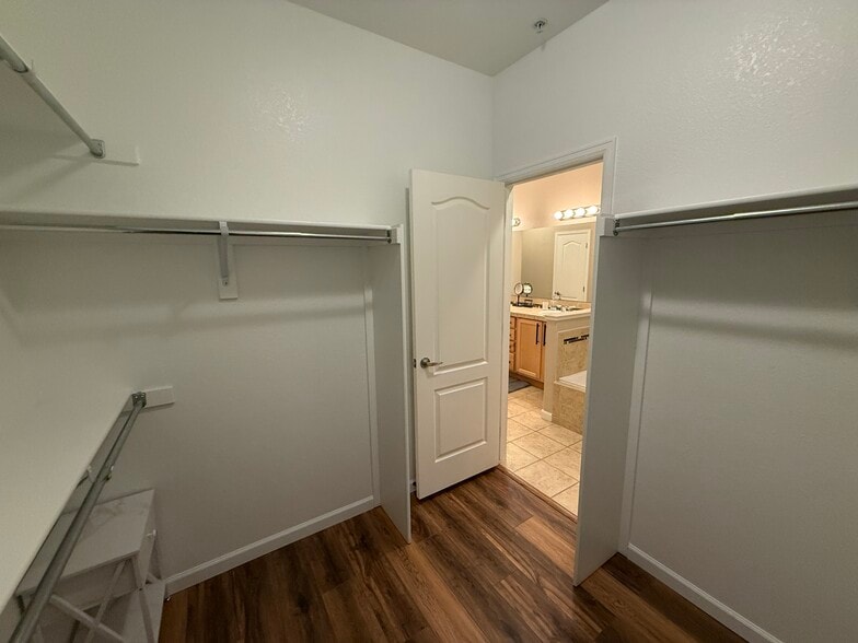 Primary Walk-in-Closet - 6253 Kilmer Loop