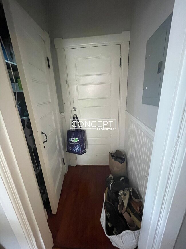 Building Photo - 900 Mass Ave. Unit 6CP