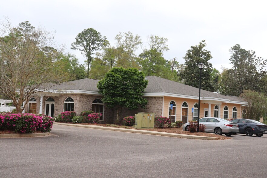 Clubhouse - 1716 Breckinridge Pl