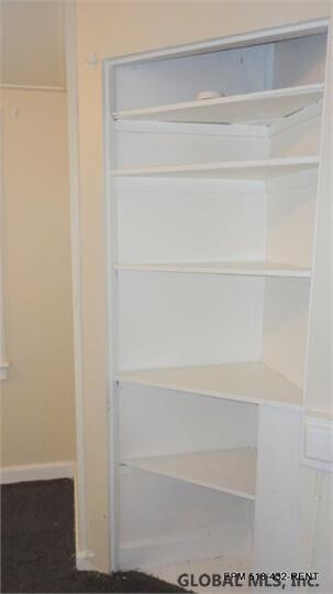 Building Photo - 566 Park Ave