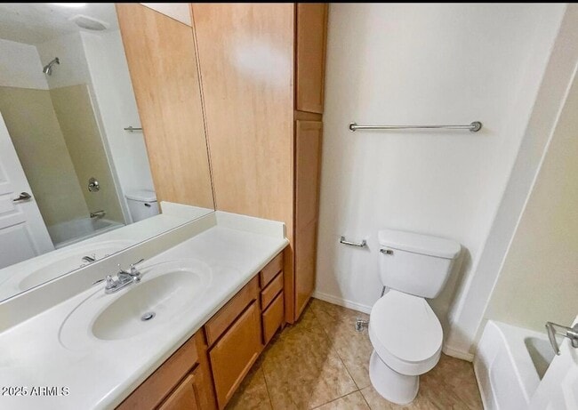 Building Photo - 123 N Washington St