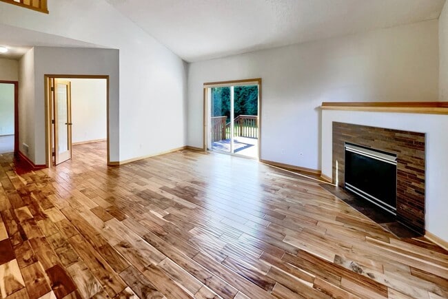 Building Photo - 1308 Timber Ln
