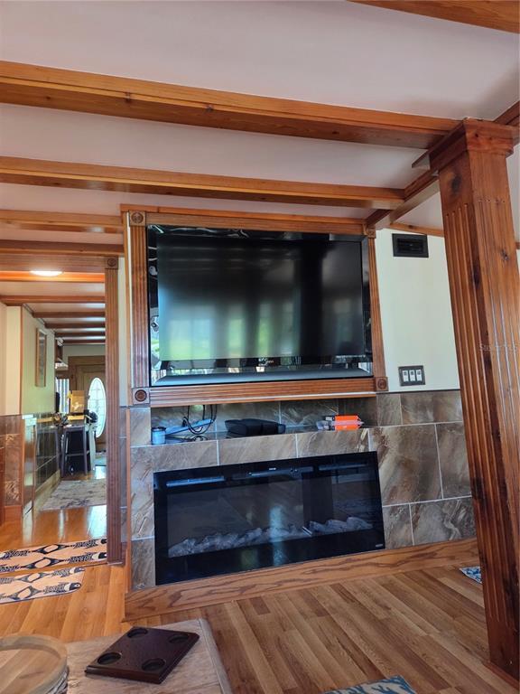 Building Photo - 507 Lakeshore Dr