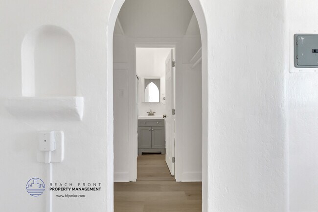Floorplan - Karnak Apartments