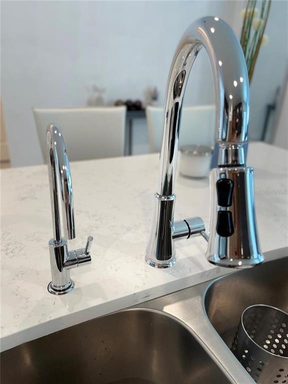 Building Photo - 4353 Desert Rose Ave