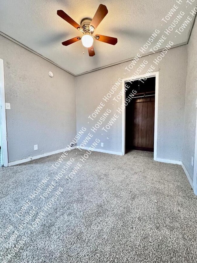 Building Photo - 114 Huetter Ave