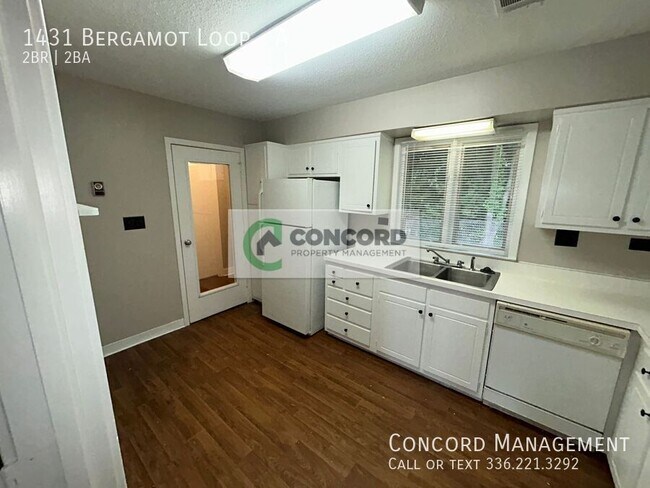 Building Photo - 1431 Bergamot Loop