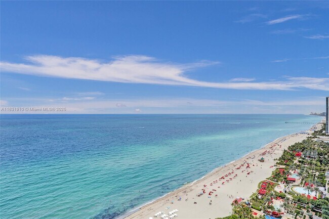 Building Photo - 18101 Collins Ave