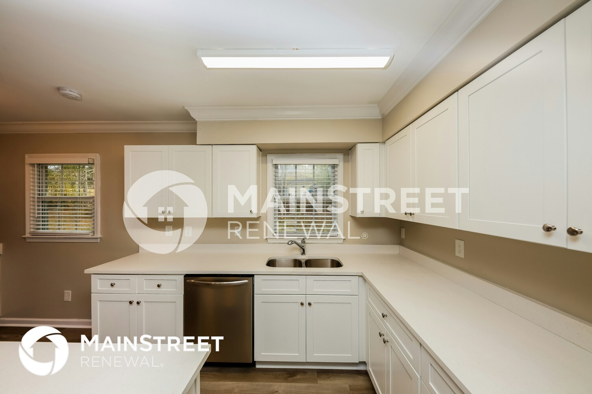 Building Photo - 3405 Ridgecrest Dr