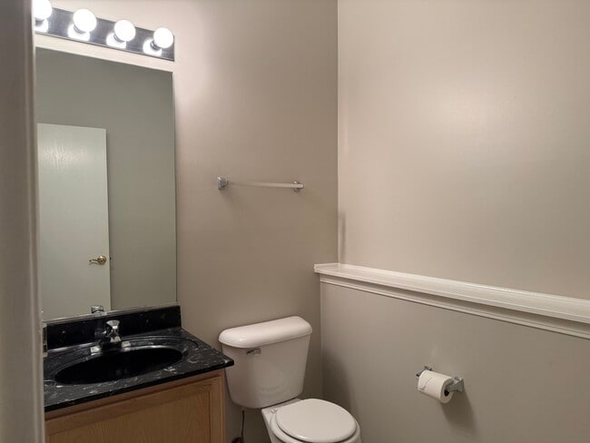 Building Photo - 11717 S Derby Ln