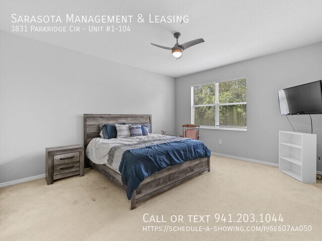 Building Photo - 3831 Parkridge Cir
