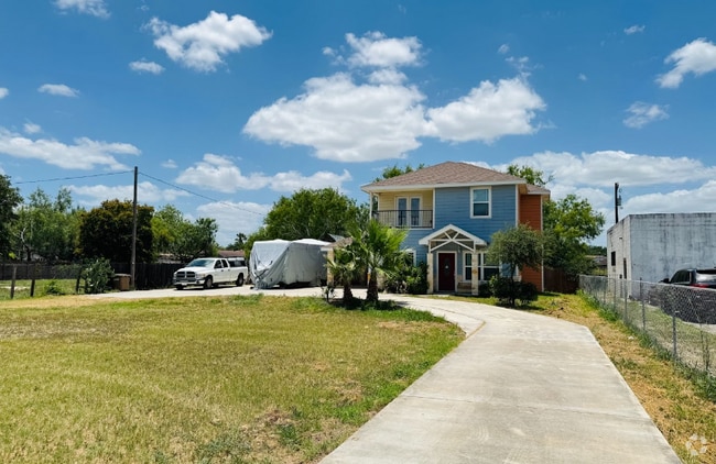 Building Photo - 1213 S Veterans Blvd