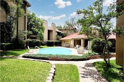 Building Photo - 1202 Thorpe Ln