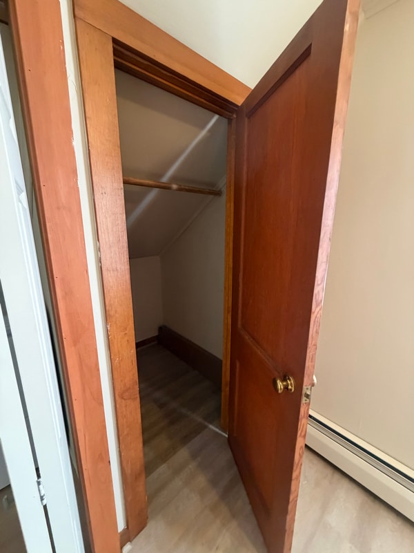 Building Photo - 190 Hoskins Rd