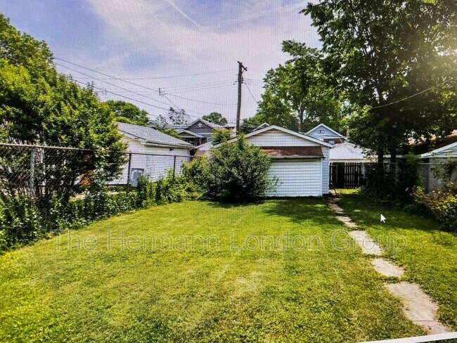 Building Photo - 4424 Dewey Ave