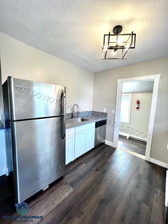 Building Photo - Beautiful 2 bedroom / 1 bathroom home now available for rent!