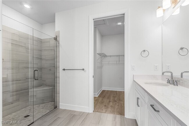 Building Photo - 15637 Gavello St