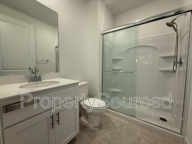 Building Photo - 1753 Lacey Ave