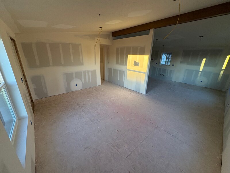 Building Photo - 471 Cheyne Rd