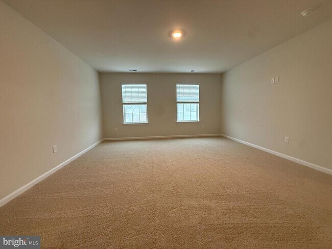 Building Photo - 328 Anconas Blvd