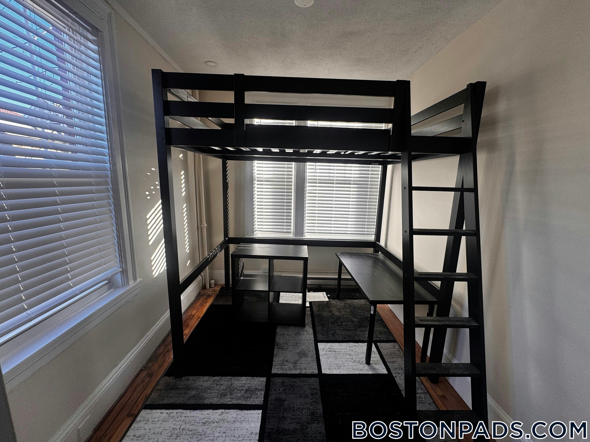 Building Photo - 30 Wadsworth St