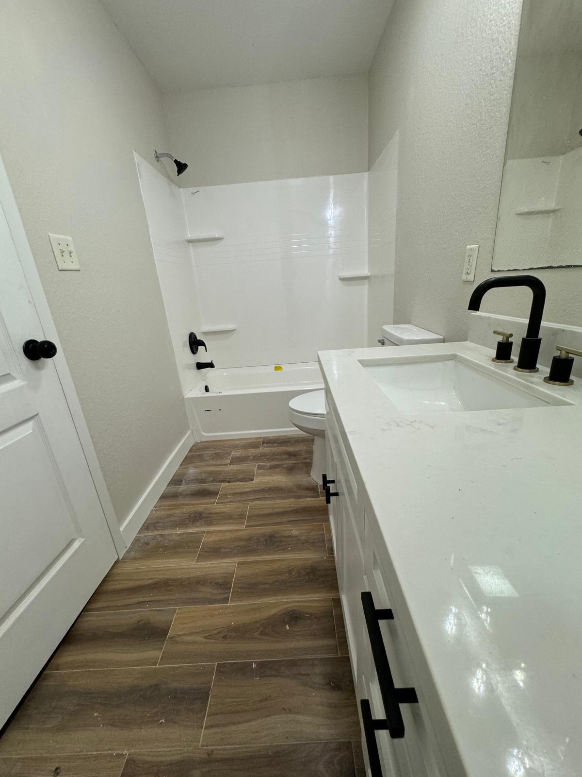 Building Photo - 721 Sonesta Dr