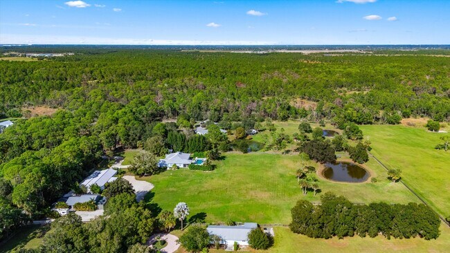 Building Photo - 3155 SW 78th Ave