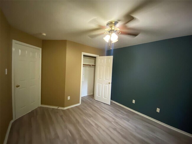 Building Photo - 38 Musgrove Pl