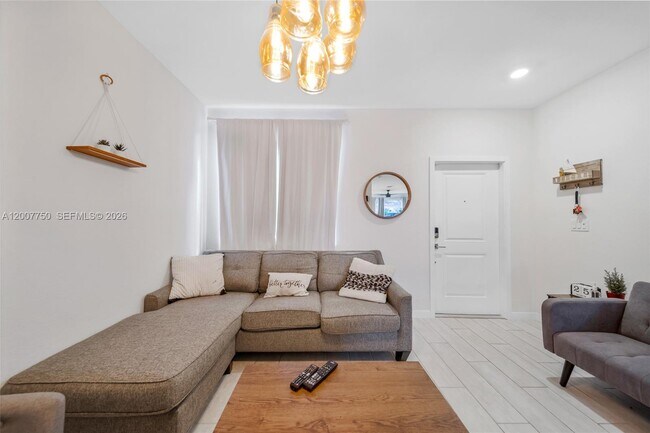 Building Photo - 1158 SE 23rd Ave