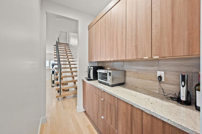 Building Photo - 3448 W 36th Ave