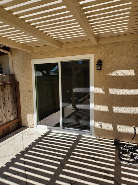 Building Photo - 6802 Chapman Pl