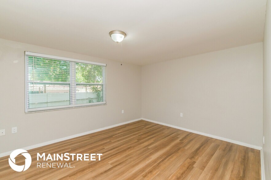 Building Photo - 5606 Andrea Dr