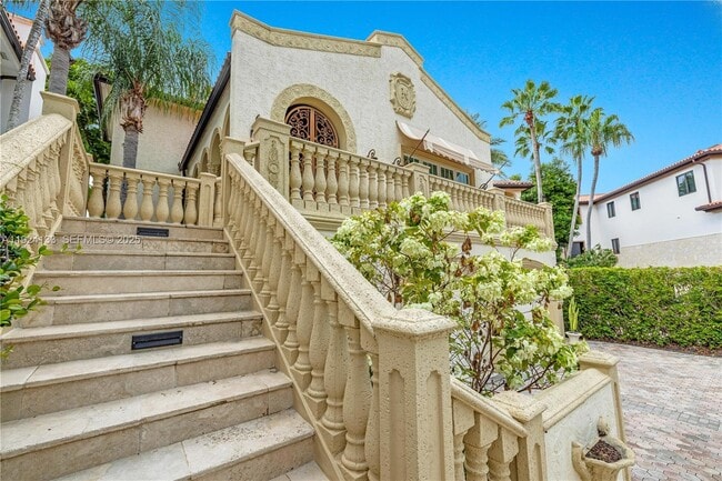 Building Photo - 13671 Deering Bay Dr